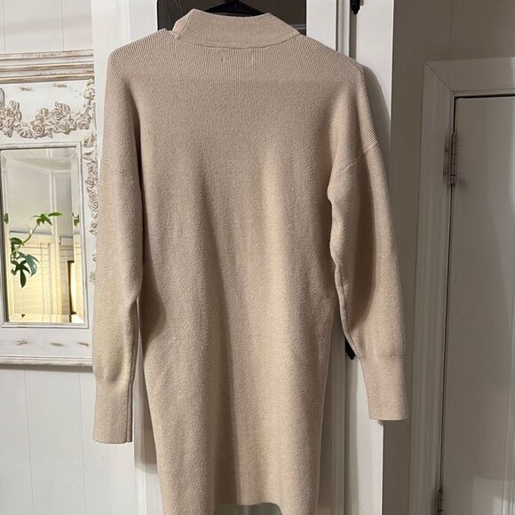 Elegant Cream Sweater Dress - Picture 3 of 3